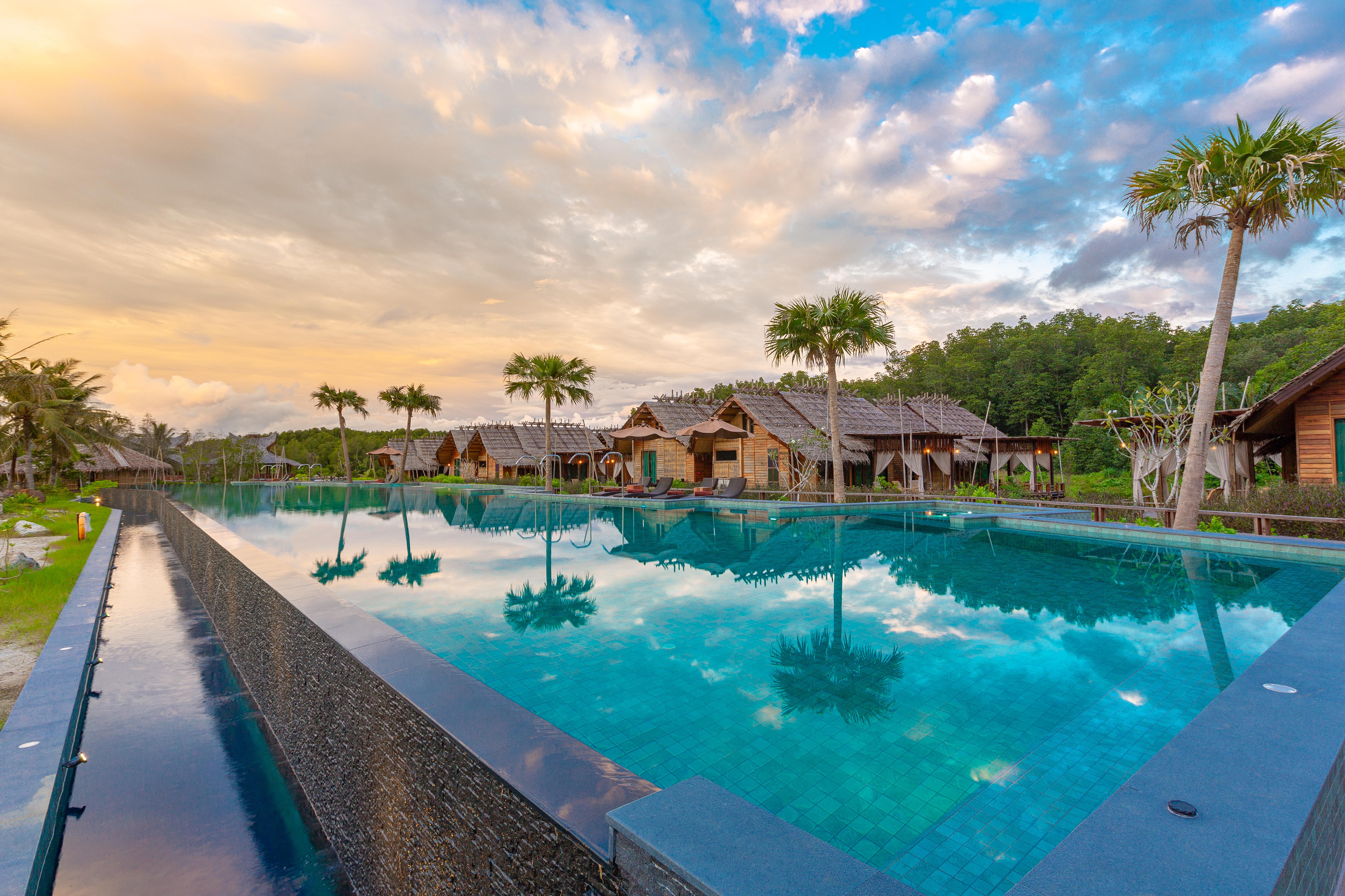 Venice Krabi Villa Resort Exteriör bild