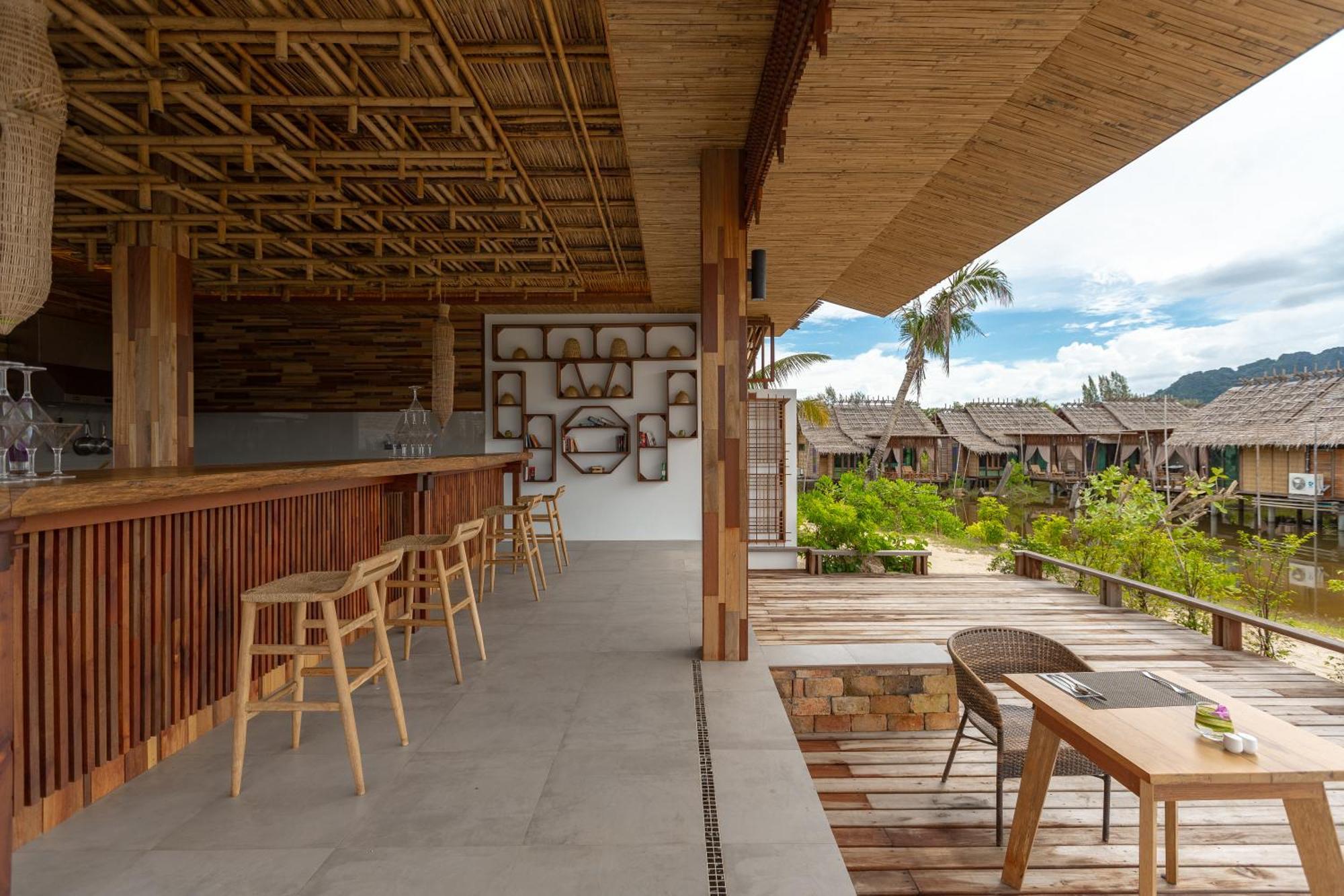 Venice Krabi Villa Resort Exteriör bild